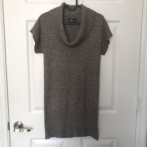 Short sleeve sweater dress